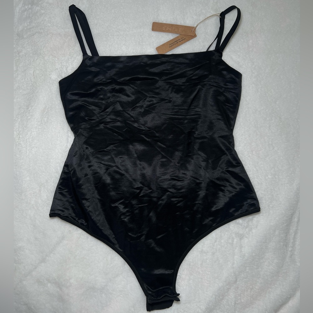 SKIMS BODYSUIT